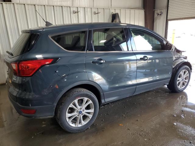 Photo 3 from auction – 2019 FORD ESCAPE SE with VIN 1FMCU9GD3KUA03397