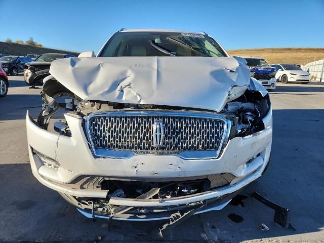 Photo 5 from auction – 2019 LINCOLN MKC RESERV with VIN 5LMCJ3D97KUL42621