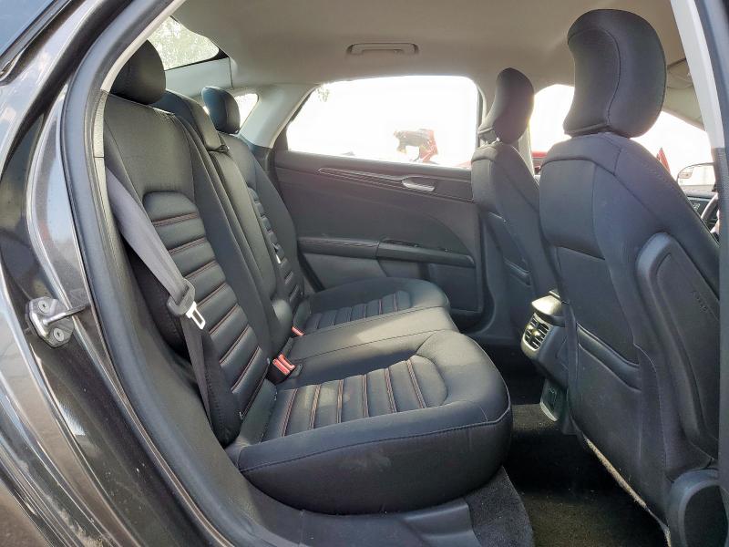 Photo 10 from auction – 2016 FORD FUSION SE with VIN 3FA6P0HD3GR222576