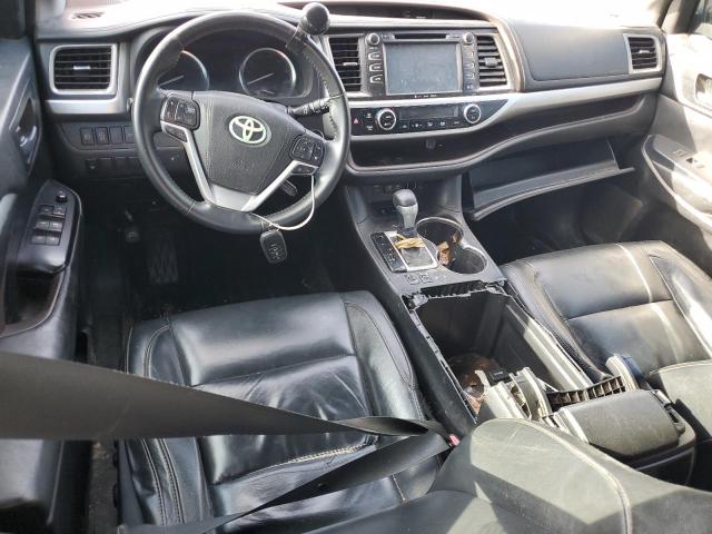 Photo 8 from auction – 2017 TOYOTA HIGHLANDER SE with VIN 5TDKZRFH3HS220855