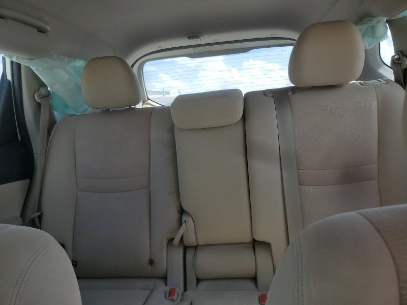 Photo 10 from auction – 2016 NISSAN ROGUE S with VIN JN8AT2MT8GW015675