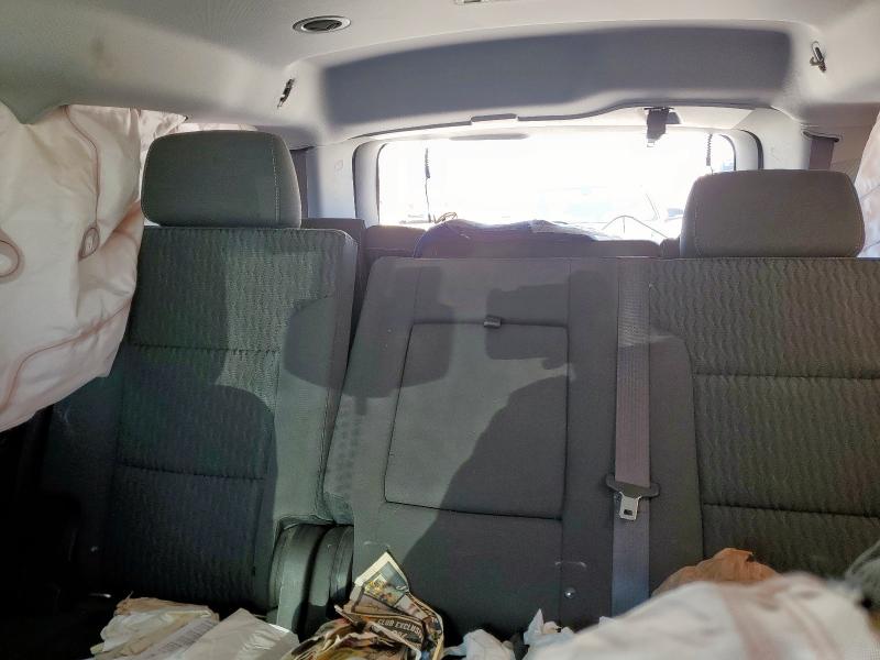 Photo 10 from auction – 2016 CHEVROLET TAHOE C150 with VIN 1GNSCAKC4GR244874
