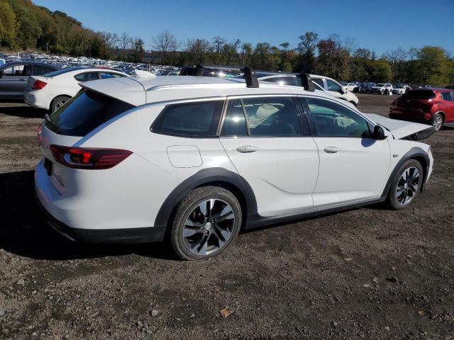 Photo 3 from auction – 2018 BUICK REGAL TOUR with VIN W04GU8SX6J1141916