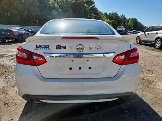 Photo 6 from auction – 2017 NISSAN ALTIMA with VIN 1N4AL3AP4HN343472