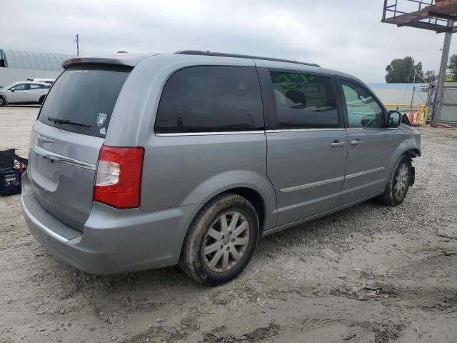 Photo 3 from auction – 2016 CHRYSLER TOWN & COU with VIN 2C4RC1BG9GR299471