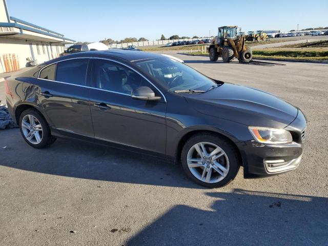 Photo 4 from auction – 2015 VOLVO S60 with VIN YV126MFM1F1335306