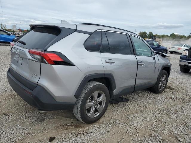 Photo 3 from auction – 2023 TOYOTA RAV4 XLE with VIN 2T3P1RFV6PC358939