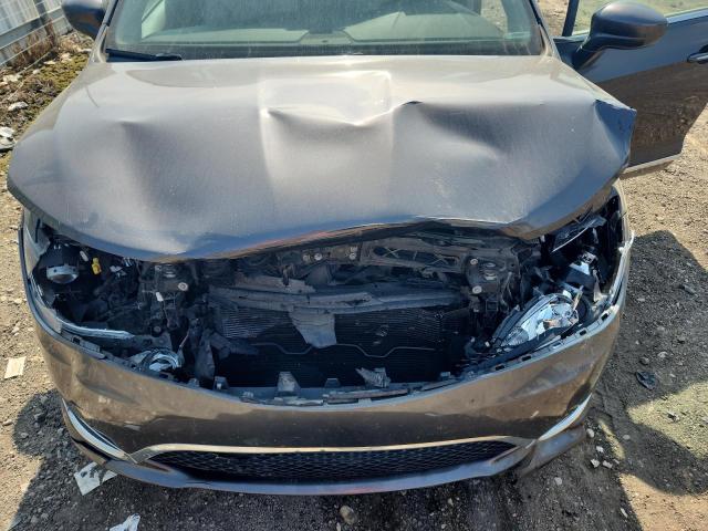 Photo 12 from auction – 2017 CHRYSLER PACIFICA T with VIN 2C4RC1BG6HR739499