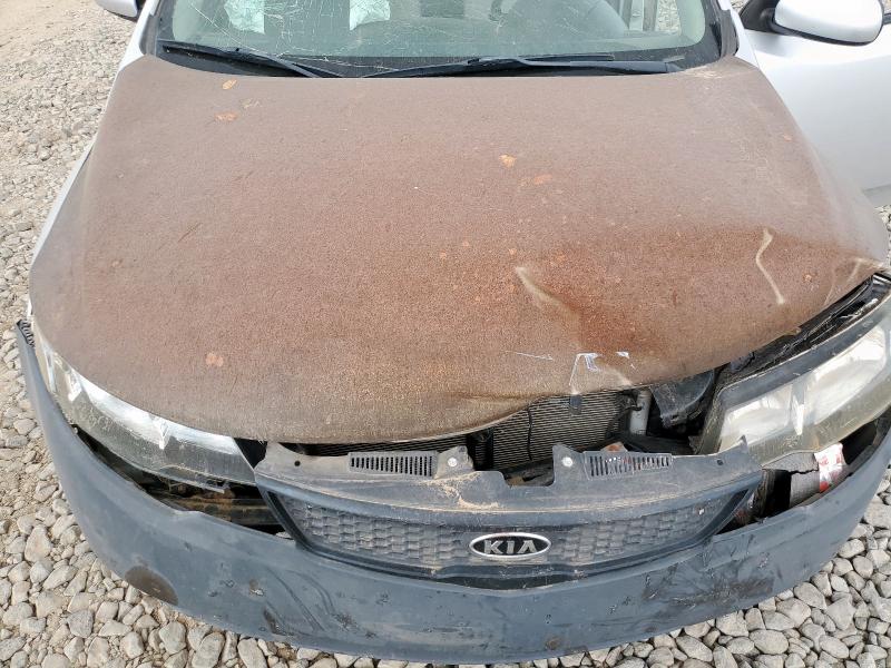 Photo 11 from auction – 2011 KIA FORTE with VIN KNAFT4A28B5889206