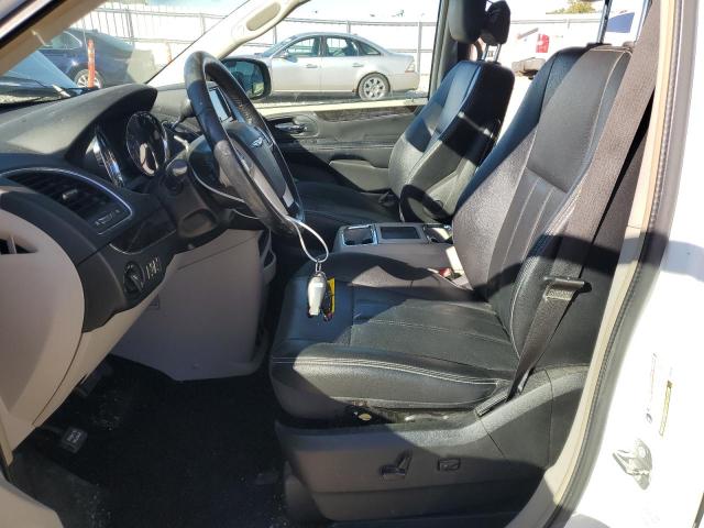 Photo 7 from auction – 2014 CHRYSLER TOWN & COU with VIN 2C4RC1BG1ER398248
