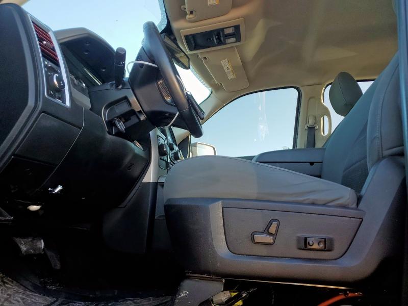 Photo 7 from auction – 2015 RAM 1500 SLT with VIN 1C6RR6LT5FS755137