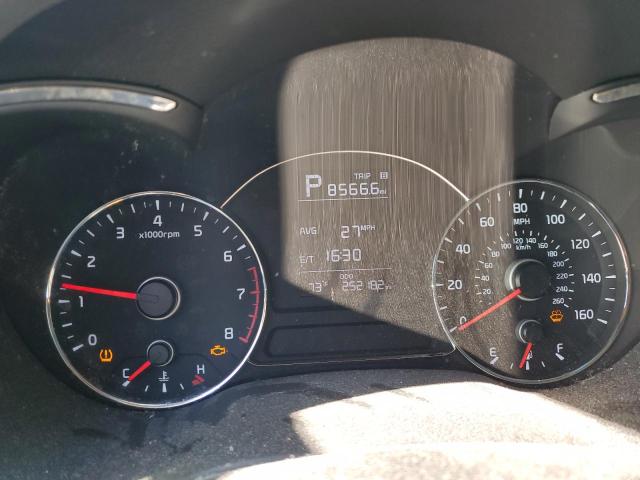 Photo 9 from auction – 2017 KIA FORTE LX with VIN 3KPFK4A70HE141631