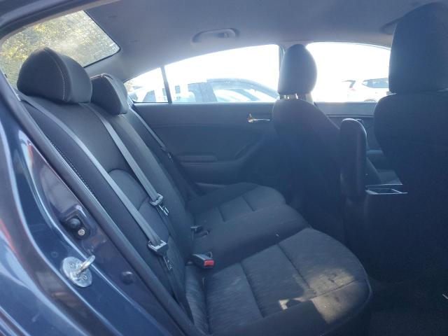 Photo 10 from auction – 2016 KIA FORTE LX with VIN KNAFK4A69G5617955