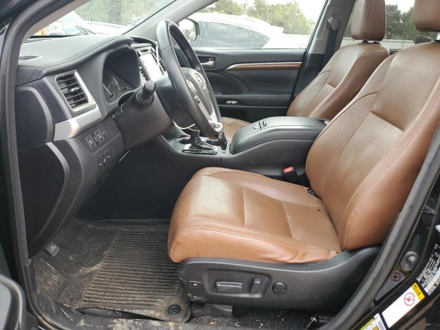 Photo 7 from auction – 2017 TOYOTA HIGHLANDER with VIN 5TDDZRFH2HS461573