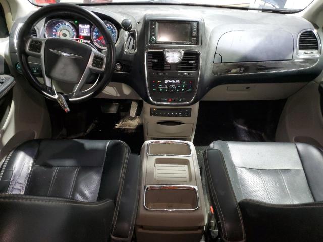 Photo 8 from auction – 2011 CHRYSLER TOWN & COU with VIN 2A4RR8DG1BR635797
