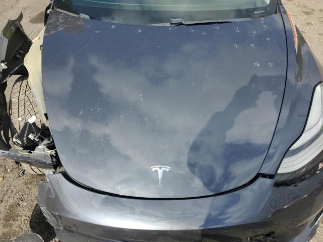 Photo 11 from auction – 2018 TESLA MODEL 3 with VIN 5YJ3E1EA8JF117964