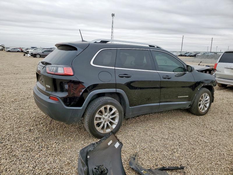 Photo 3 from auction – 2019 JEEP CHEROKEE L with VIN 1C4PJLCB4KD428529