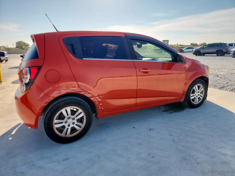 Photo 3 from auction – 2012 CHEVROLET SONIC LT with VIN 1G1JC6SH8C4105800