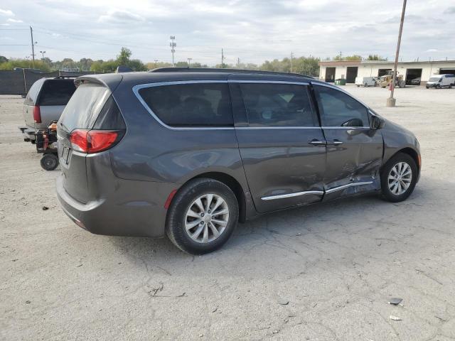 Photo 3 from auction – 2017 CHRYSLER PACIFICA T with VIN 2C4RC1BG0HR691742