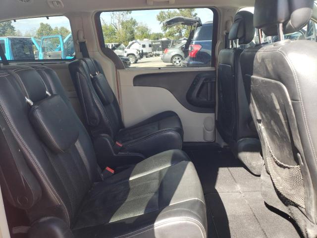 Photo 11 from auction – 2013 CHRYSLER TOWN & COU with VIN 2C4RC1CG8DR508726