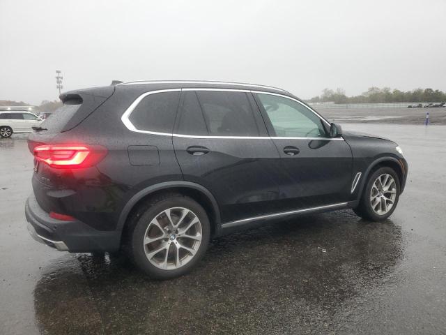 Photo 3 from auction – 2021 BMW X5 XDRIVE4 with VIN 5UXCR6C06M9F79533