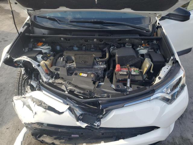 Photo 12 from auction – 2017 TOYOTA RAV4 LE with VIN JTMBFREV8HJ127228