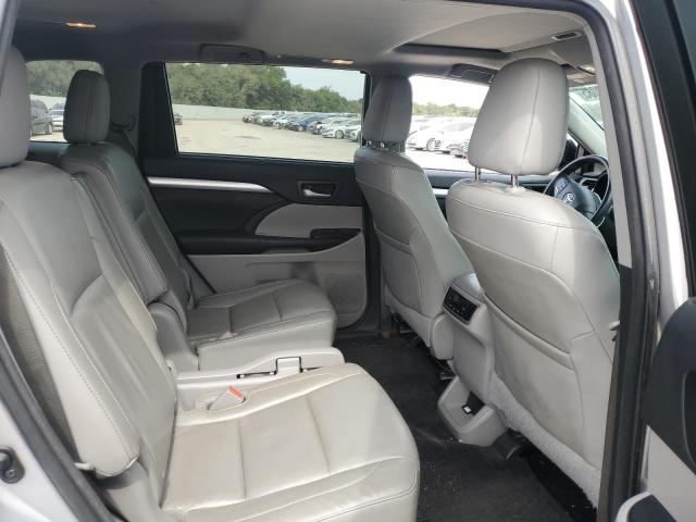 Photo 11 from auction – 2015 TOYOTA HIGHLANDER with VIN 5TDKKRFH4FS116098