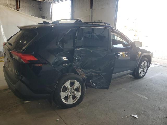 Foto 3 de la subasta – 2019 TOYOTA RAV4 XLE con VIN JTMP1RFV6KD035236
