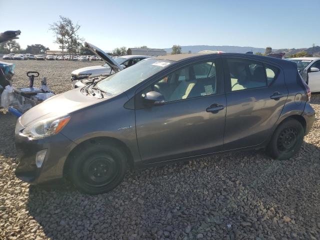 TOYOTA PRIUS C 2015 with VIN JTDKDTB34F1110154 - Photo from auction