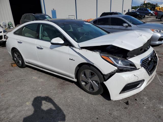 Photo 4 from auction – 2017 HYUNDAI SONATA HYB with VIN KMHE34L38HA067876