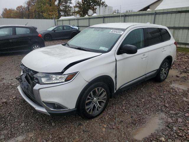 MITSUBISHI OUTLANDER 2017 with VIN JA4AD2A36HZ001457 - Photo from auction