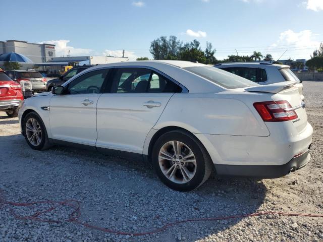 Photo 2 from auction – 2015 FORD TAURUS SEL with VIN 1FAHP2E86FG150225