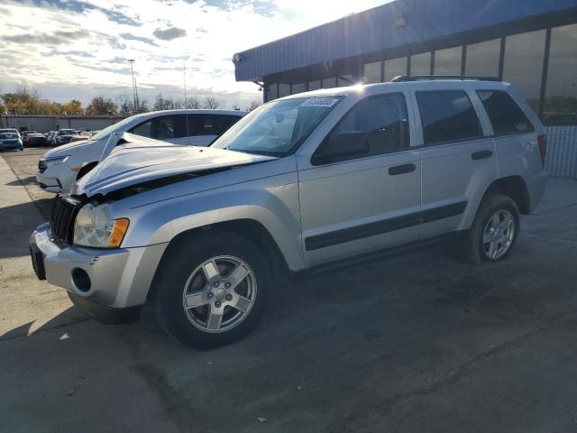 Photo 1 from auction – 2005 JEEP GRAND CHEROKEE with VIN 1J4GR48K35C634856