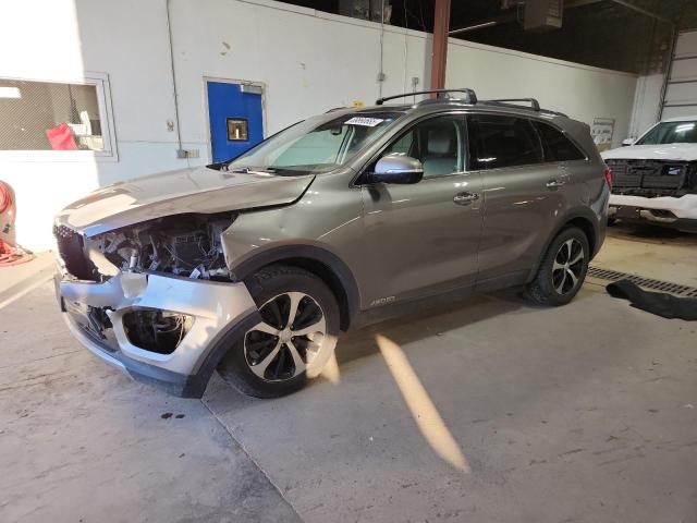KIA SORENTO EX 2017 with VIN 5XYPHDA59HG336938 - Photo from auction