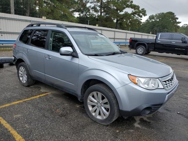 Photo 4 from auction – 2013 SUBARU FORESTER 2 with VIN JF2SHADC9DH420098