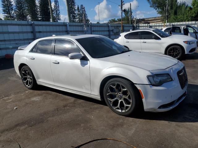 Photo 4 from auction – 2015 CHRYSLER 300 S with VIN 2C3CCABT5FH803851