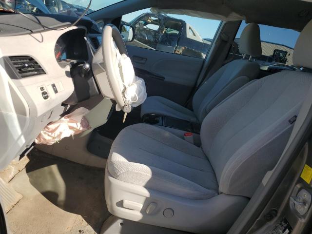 Photo 7 from auction – 2011 TOYOTA SIENNA LE with VIN 5TDJK3DC2BS020755