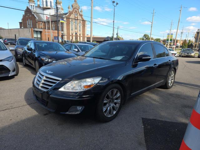 Photo 2 from auction – 2010 HYUNDAI GENESIS 4. with VIN KMHGC4DF6AU092071