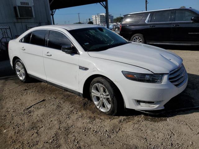 Photo 4 from auction – 2015 FORD TAURUS SE with VIN 1FAHP2D85FG153778