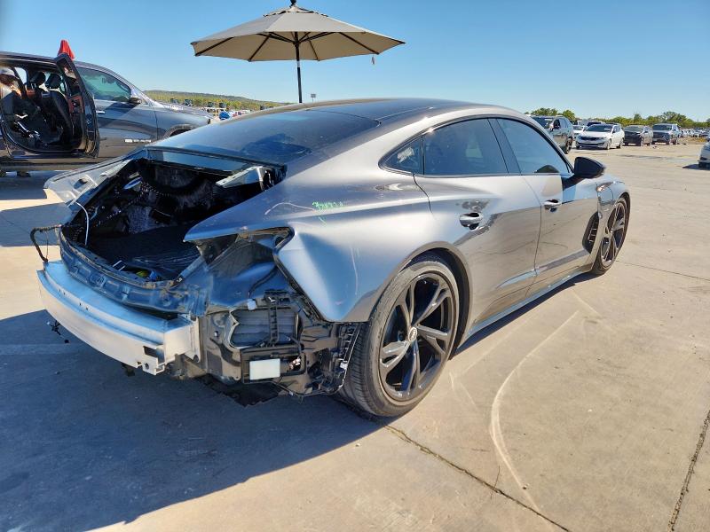 Photo 3 from auction – 2022 AUDI E-TRON GT with VIN WAUCJBFWXN7008121