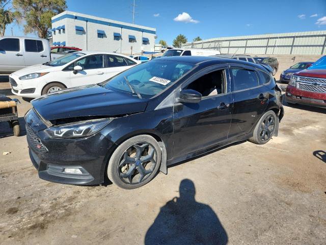 FORD FOCUS ST 2016 with VIN 1FADP3L94GL347595 - Photo from auction