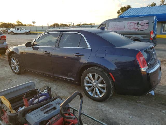 Фото 2 с аукциона – 2017 CHRYSLER 300 LIMITED с VIN 2C3CCARG5HH534309