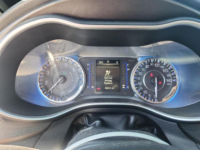 Photo 9 from auction – 2016 CHRYSLER 200 LIMITE with VIN 1C3CCCAB9GN179890