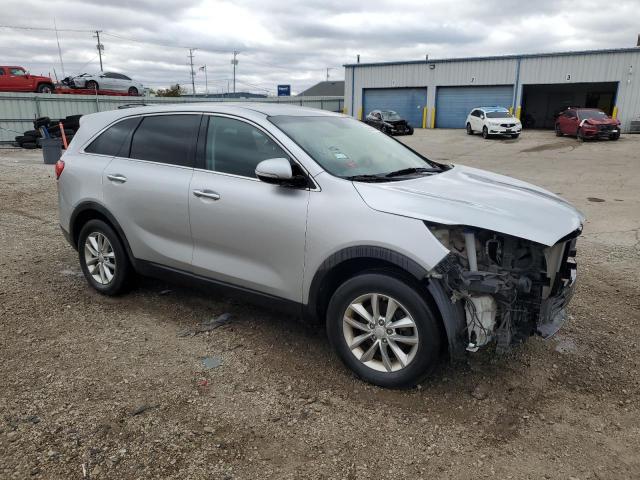 Photo 4 from auction – 2016 KIA SORENTO with VIN 5XYPG4A30GG103823