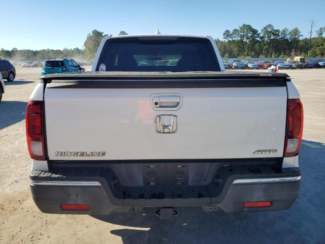 Photo 6 from auction – 2017 HONDA RIDGELINE with VIN 5FPYK3F43HB015119