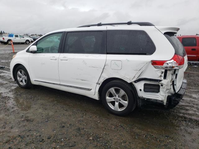 Photo 2 from auction – 2014 TOYOTA SIENNA LE with VIN 5TDKK3DC7ES481247
