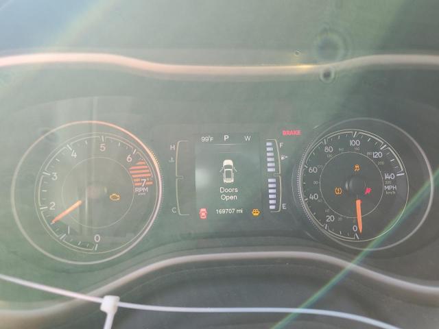 Photo 9 from auction – 2016 JEEP CHEROKEE with VIN 1C4PJLAB4GW315291