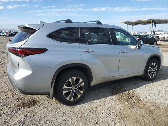 Photo 3 from auction – 2020 TOYOTA HIGHLANDER with VIN 5TDGZRBH3LS018201