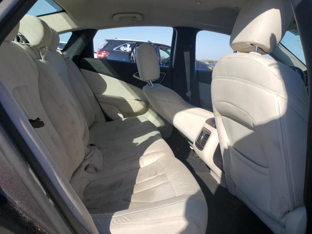 Photo 10 from auction – 2015 CHRYSLER 200 LIMITE with VIN 1C3CCCAB3FN569608