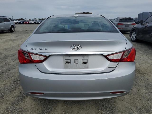 Photo 6 from auction – 2013 HYUNDAI SONATA SE with VIN 5NPEC4AC4DH715787